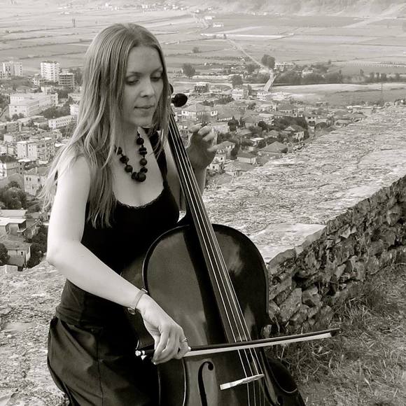 Meet your Posher, Elizabeth - Picture 1 of 1